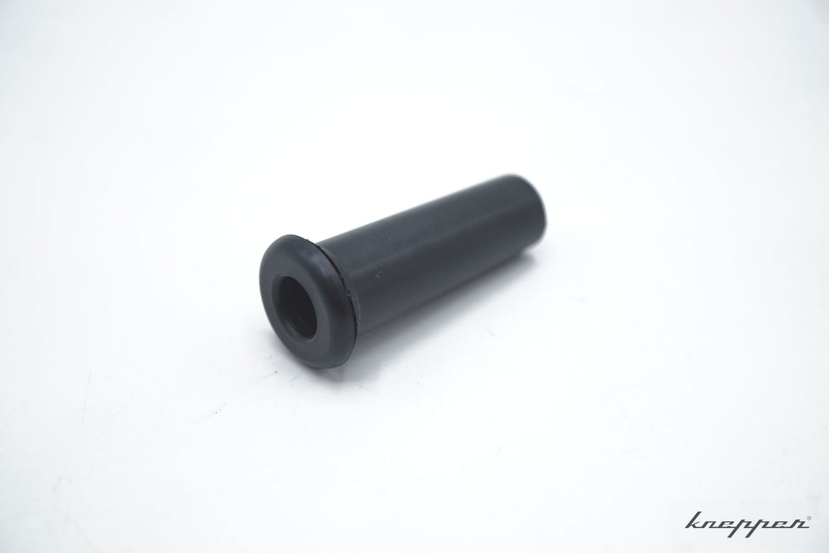 VW Käfer 1302 / 1303 Gummidurchführung für Benzinschlauch unter dem Tank, Top Qualität