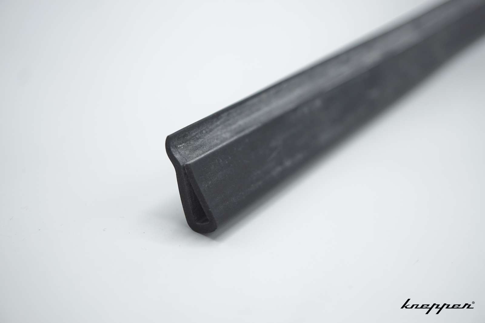VW Käfer Cabrio Gummileiste für Fensterheberschiene, 470mm