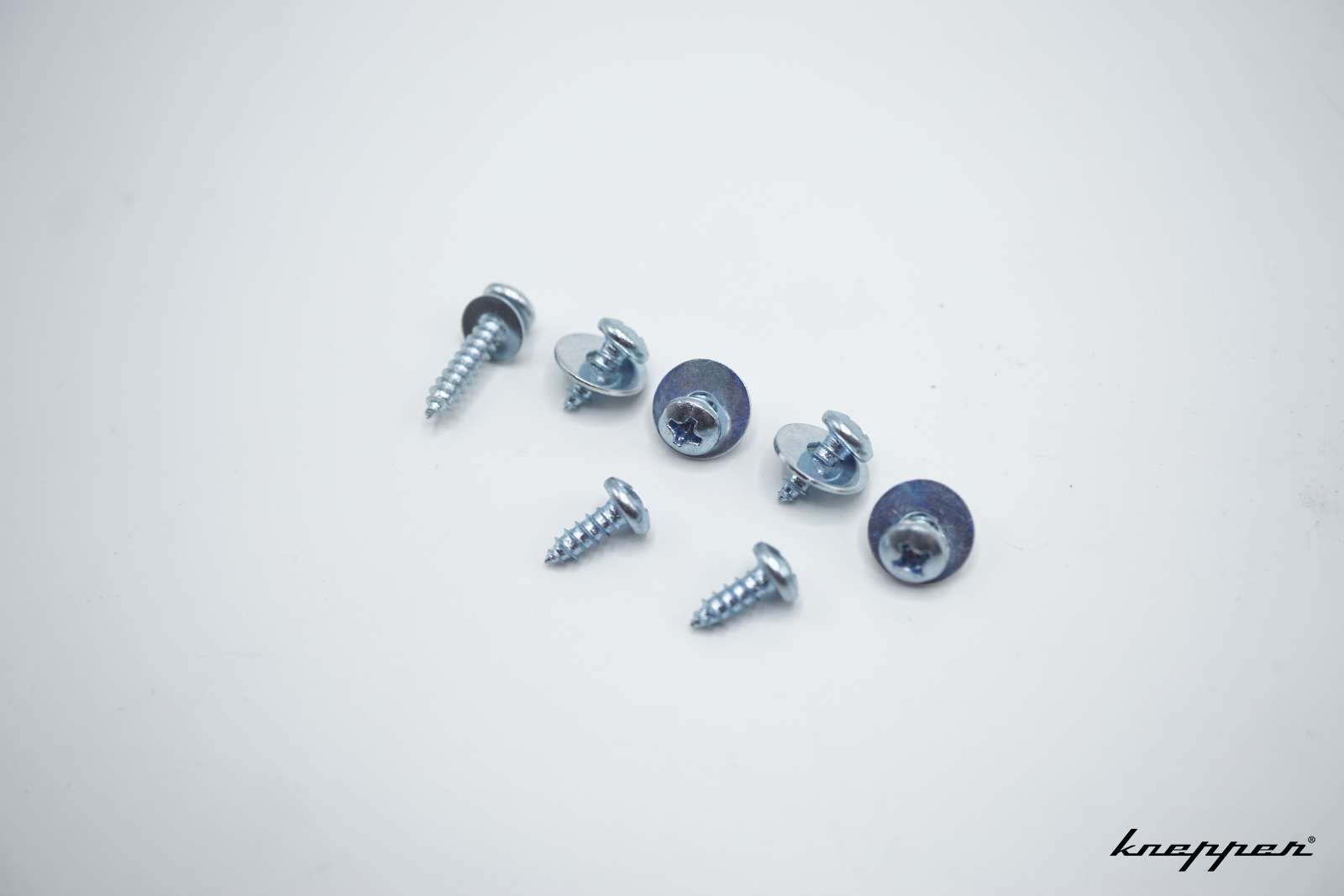 VW Käfer 1303 Schraubenset für Handschuhfach
