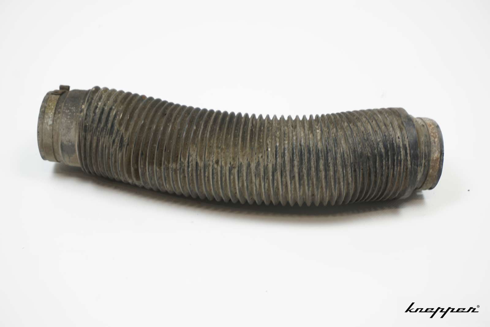 VW Käfer Heizschlauch zwischen Wärmetauscher und Karosserie links, ab Bj. 08/72, gebraucht