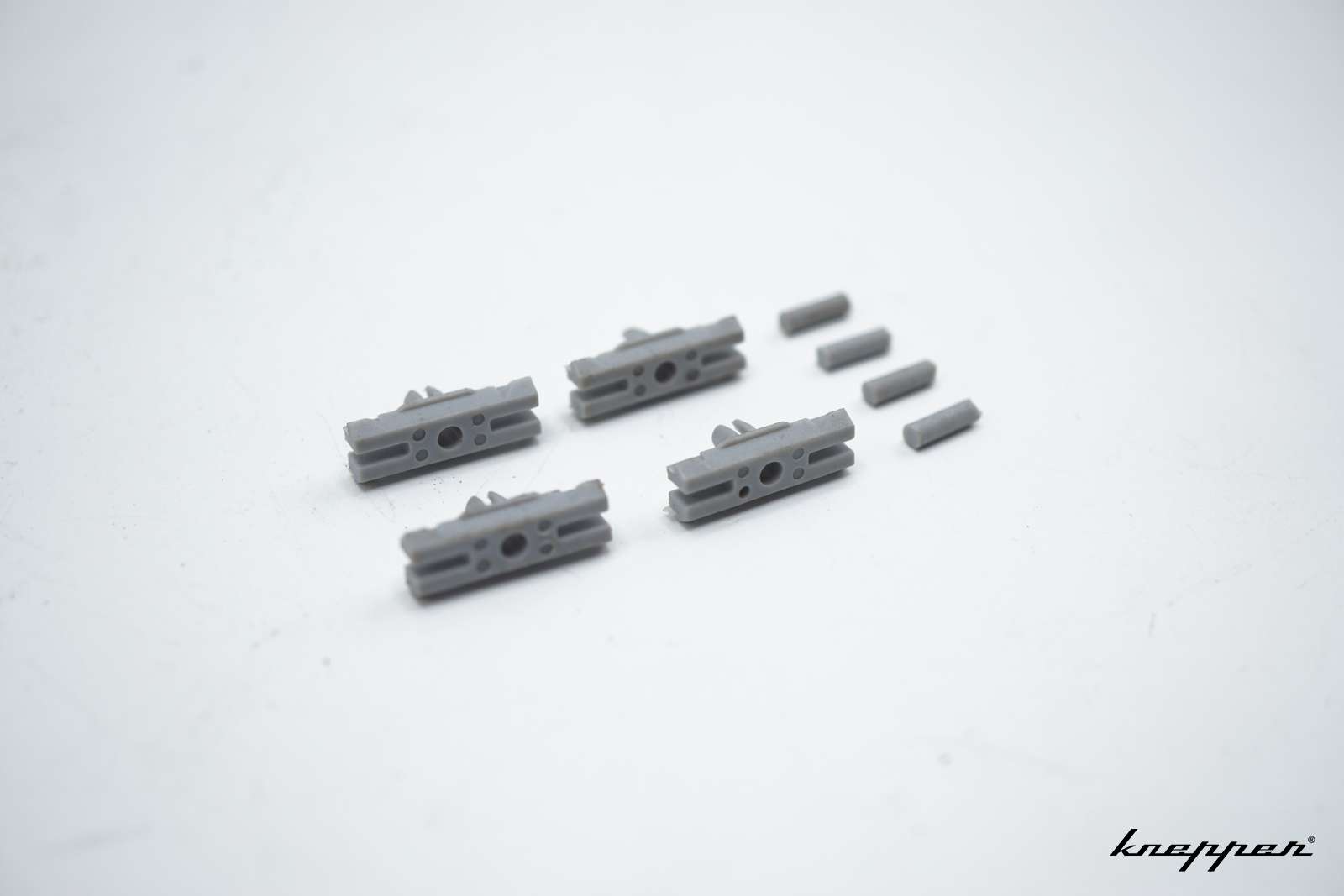 VW Käfer 1303 Clip für breite Zierleiste vorn am Seitenteil, Set