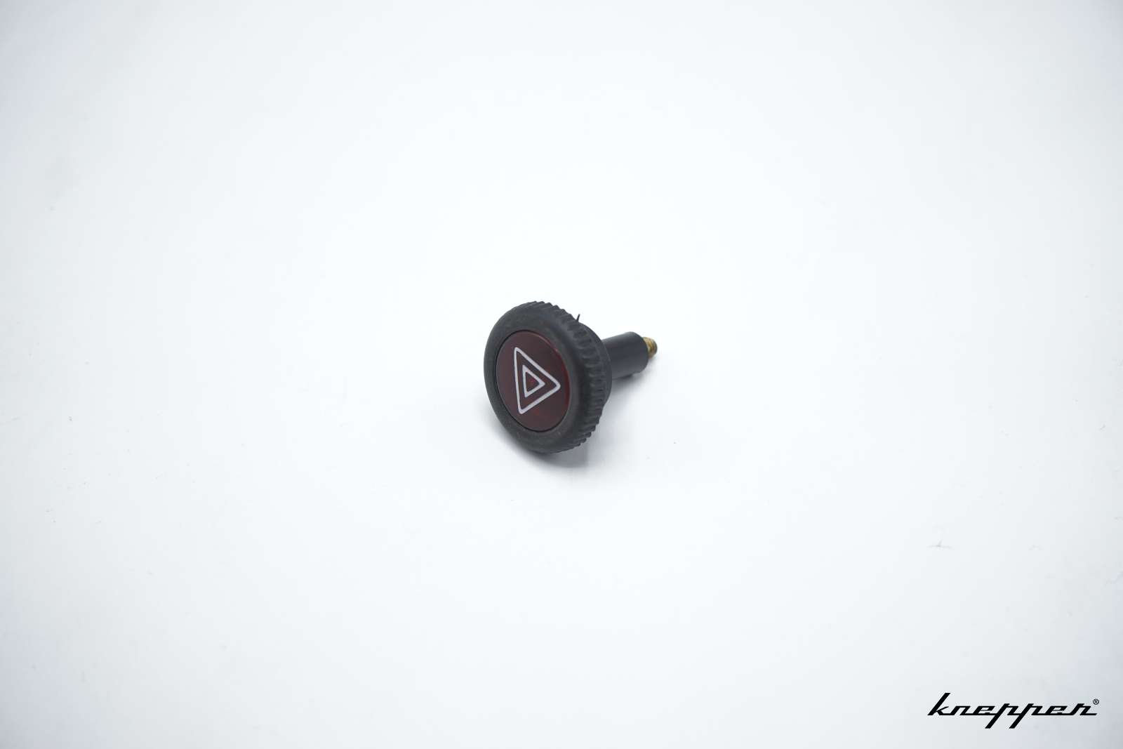 VW Käfer Knopf für Warnblinklichtschalter, ab Bj. 08/67 außer 1303, ungepolstertes Armaturenbrett