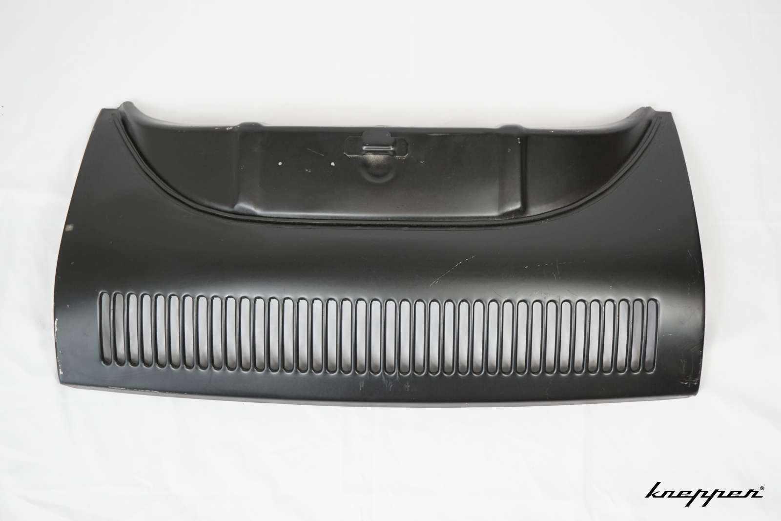 VW Käfer 1302/1303 Abschlussblech vorne, geschlitzt