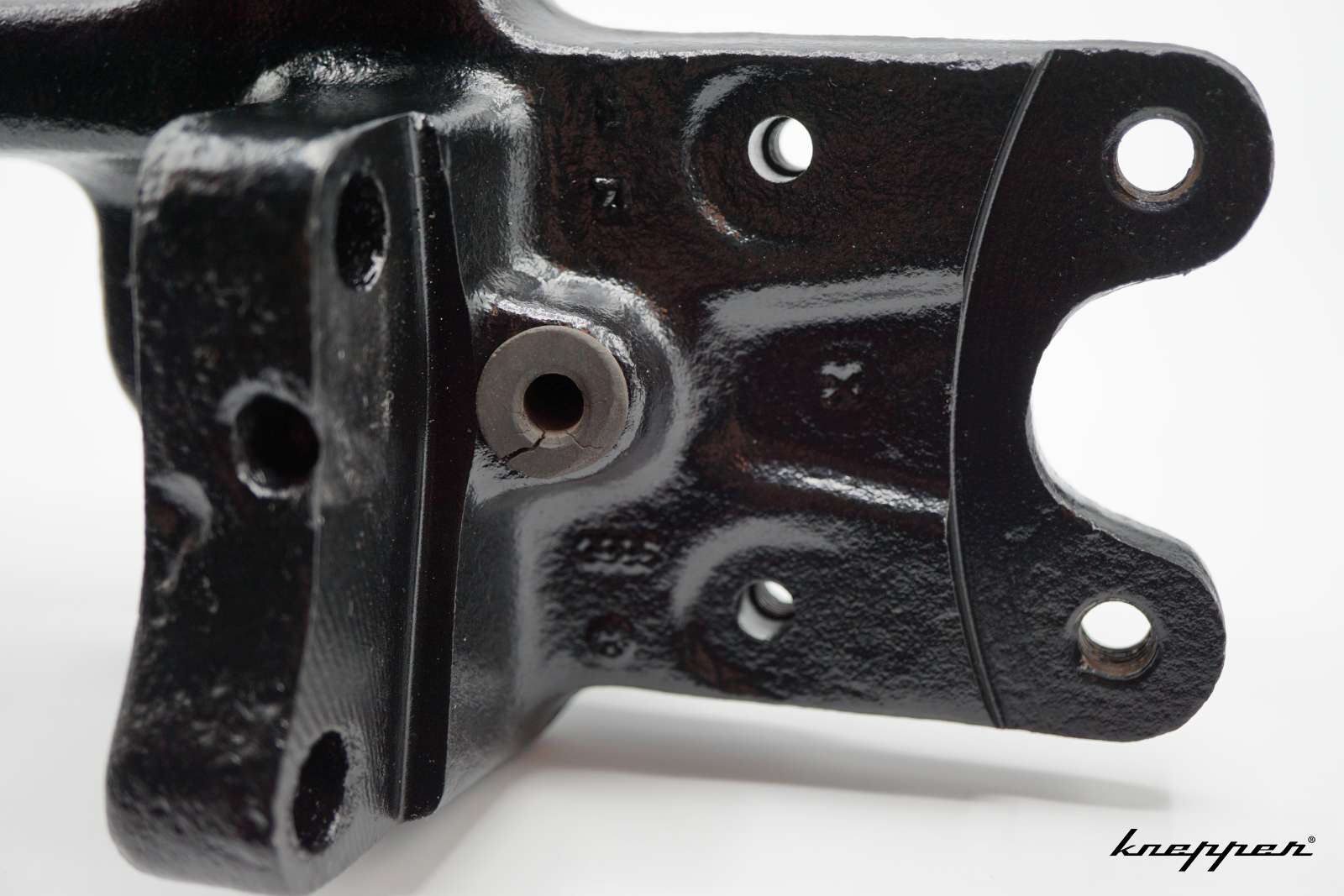 VW Käfer Scheibenbremsachsschenkel, schwarz, 2-Punkt