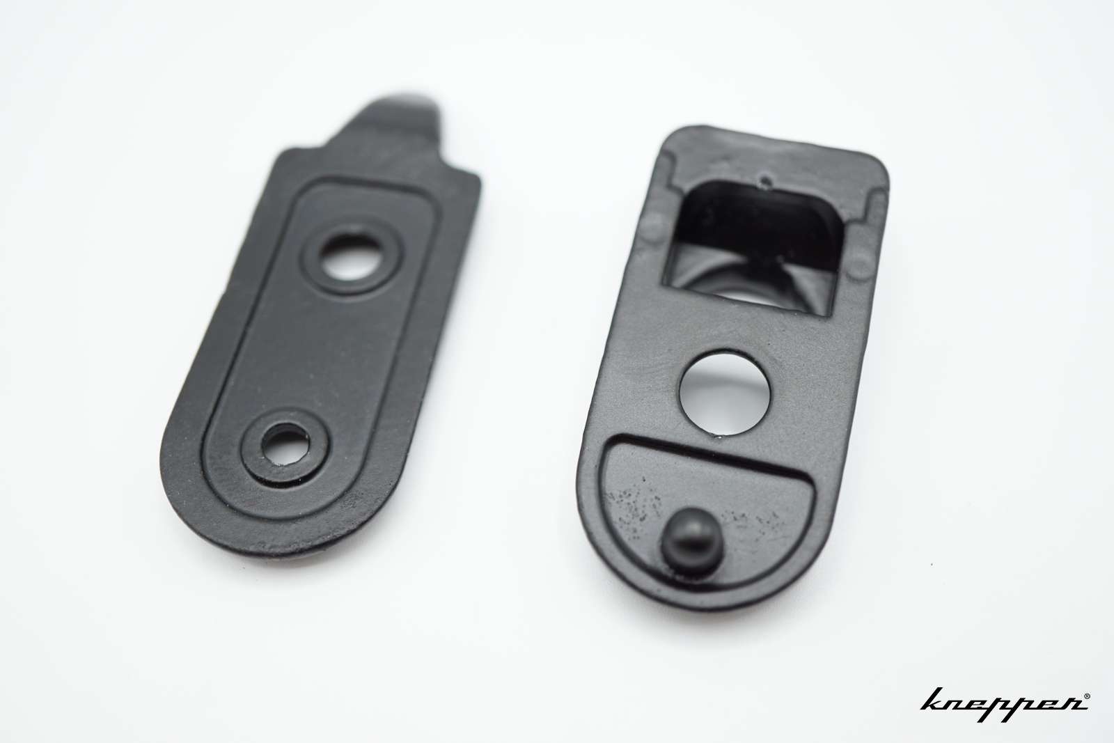 VW Käfer 1303 Cabrio Verdeckverschlußführungsset , schwarz