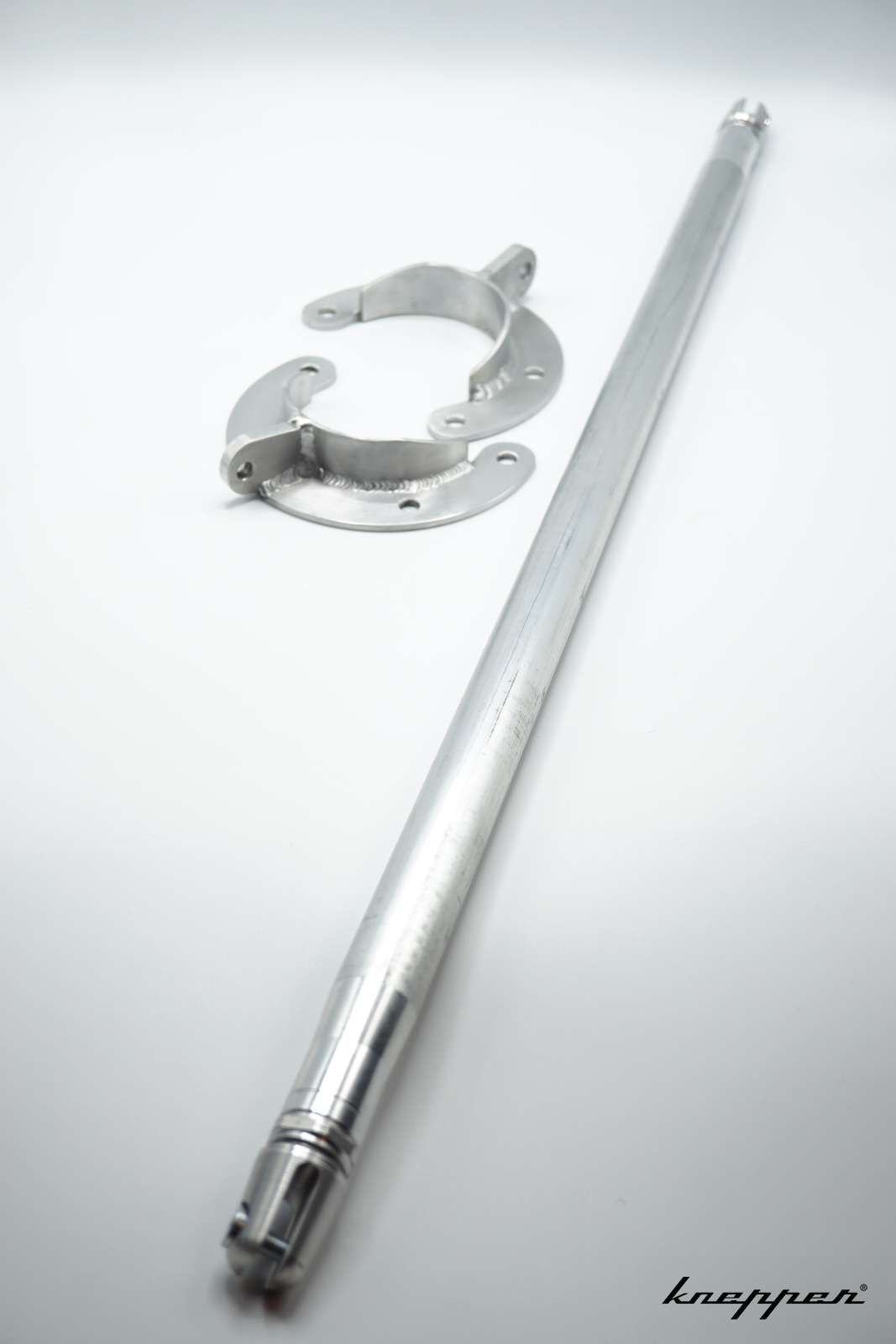 VW Käfer 1302 / 1303 Domstrebe Federbeinabstützung aus Aluminium