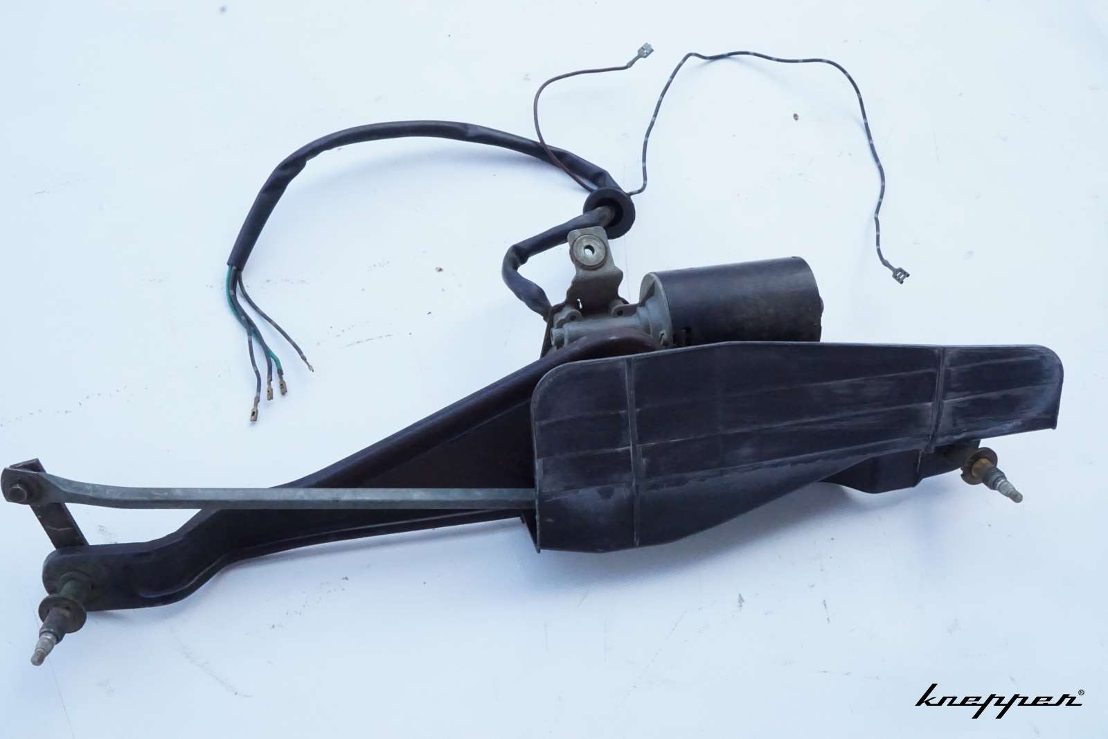 VW Käfer 1303 Wischermotor mit Gestänge, gebraucht