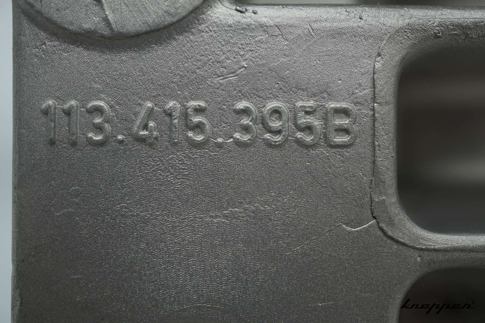 VW Käfer Lagerbock mit Umlenkhebel, komplett überholt