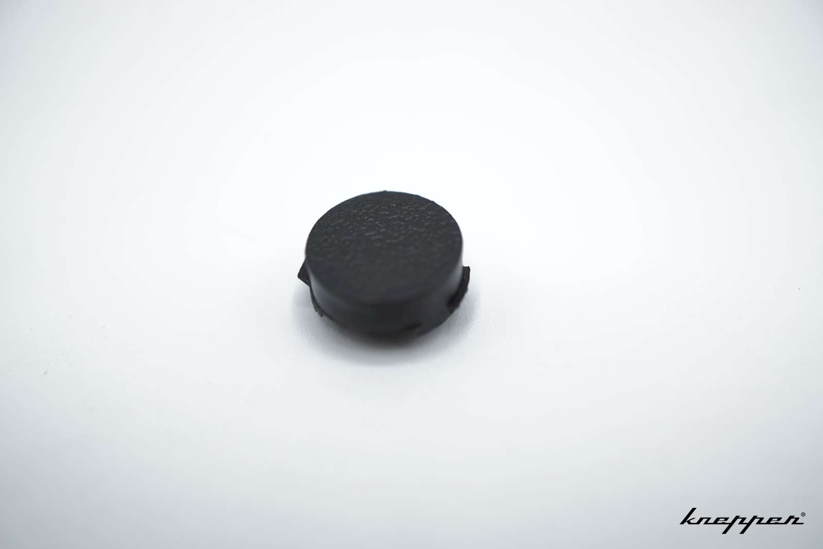VW Käfer 1303 Blende für Schalterleiste im Armaturenbrett, rund