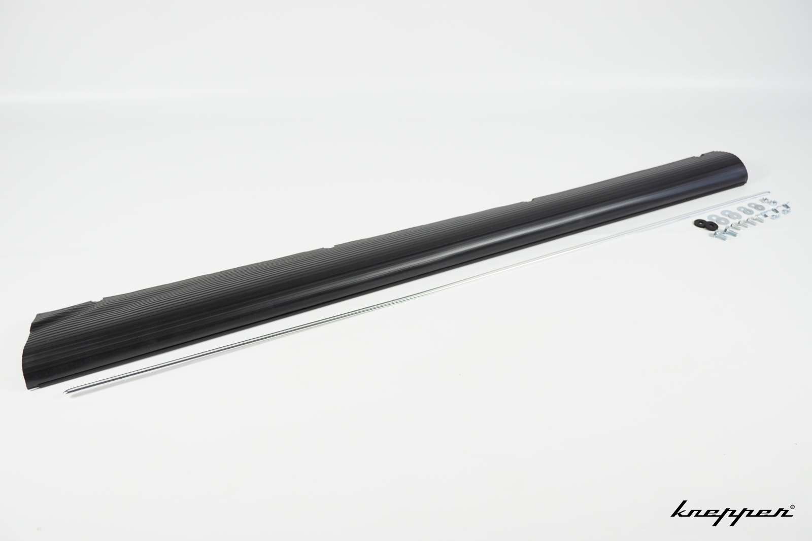 VW Käfer Trittbrett Fahrerseite, Bj. 08/66 - 07/72, inkl. Anbaumaterial und 18mm Zierleiste, Top Qualität
