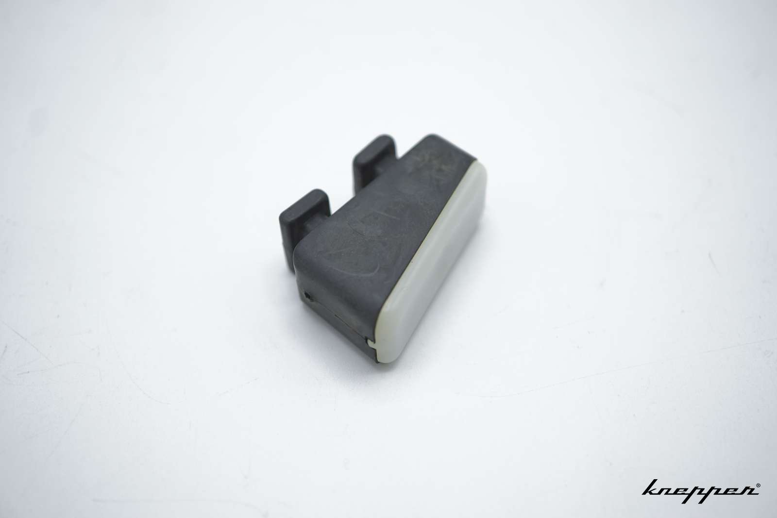 VW Käfer Anschlagpuffer für Schließplatte, ab Bj 08/71