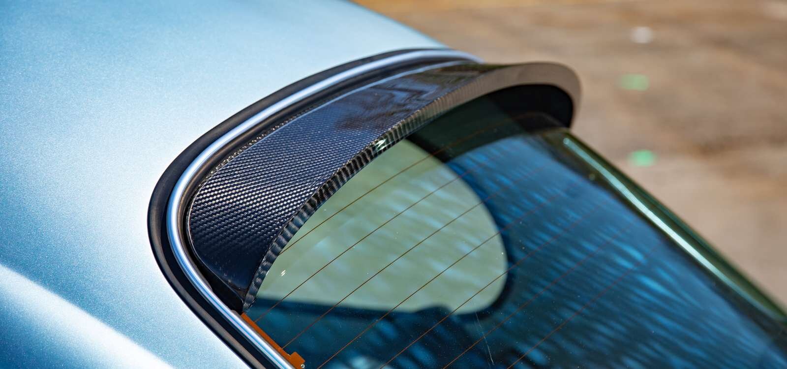 Heckspoiler am Heckfenster aus Carbon am Knepper RS-E